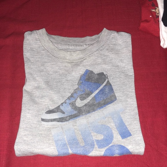 Young boys bundle of clothes sz: S - Picture 2 of 5